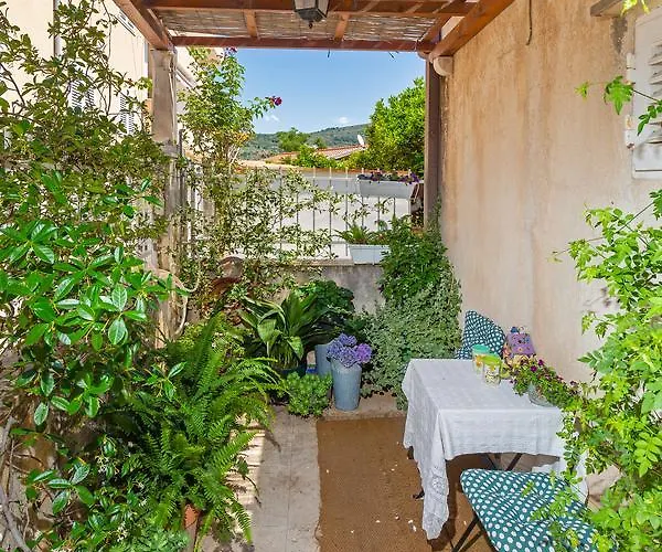 Pensionat And Lapad